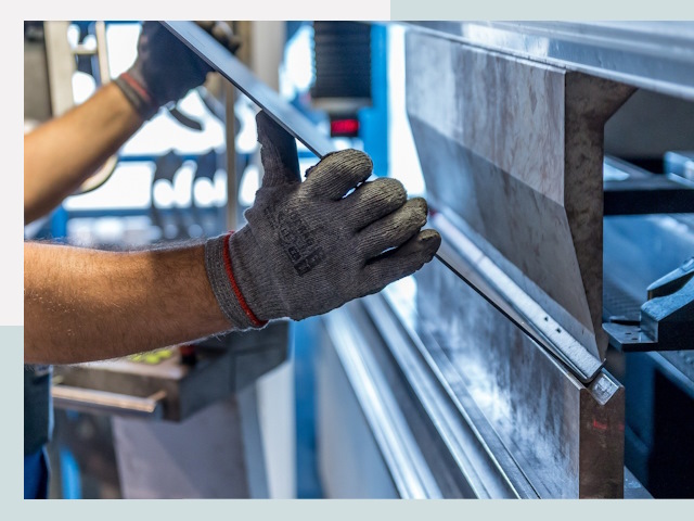 Гибка металла в Черногорске