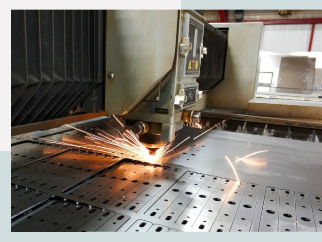 Лазерная резка металла в Черногорске от 612 руб.